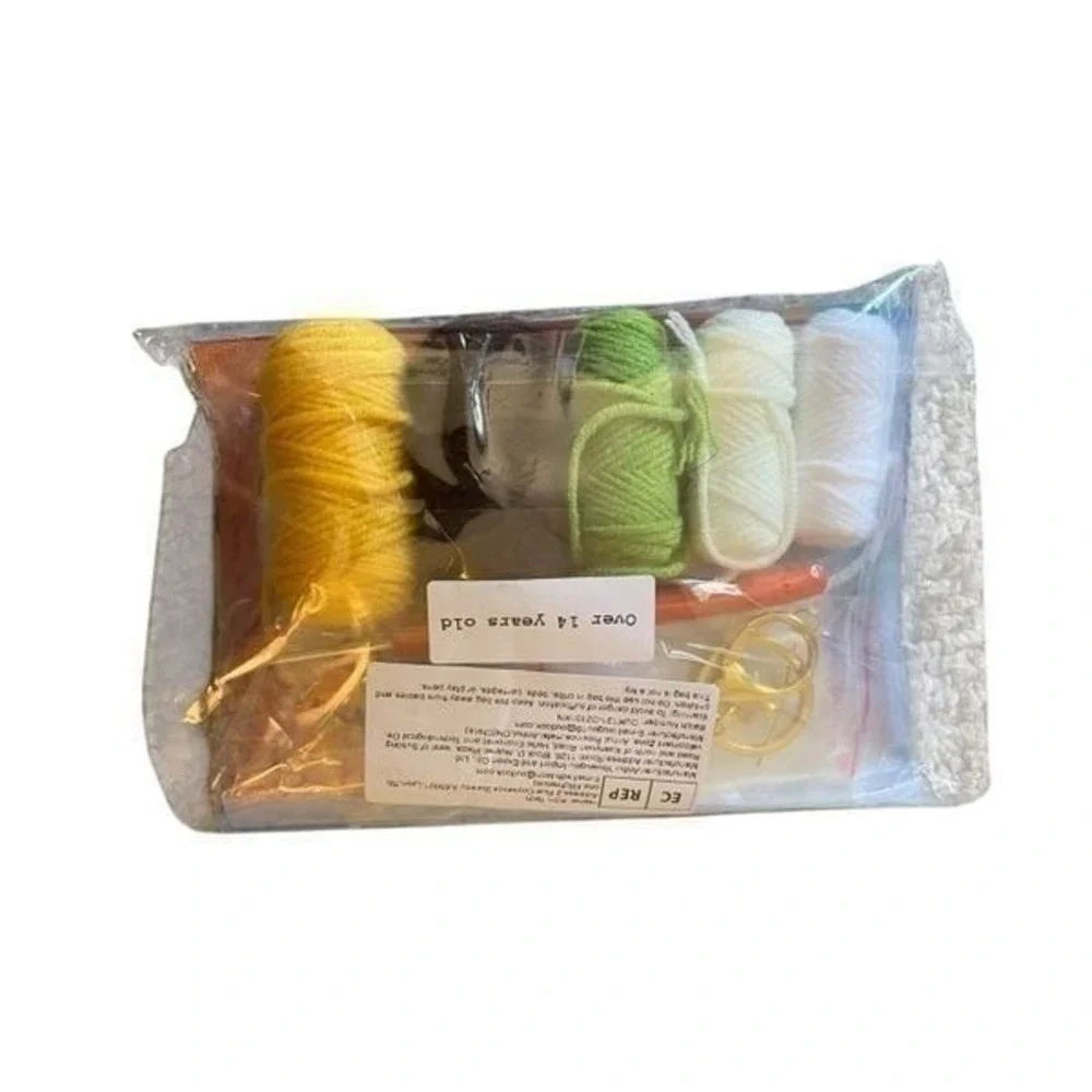 Crochet Easter Bumble Bee‎ Egg Kit for Beginners Complete Set